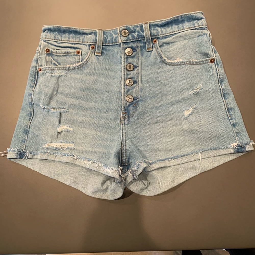 Abercrombie & Fitch High Rise Mom Short Size 28